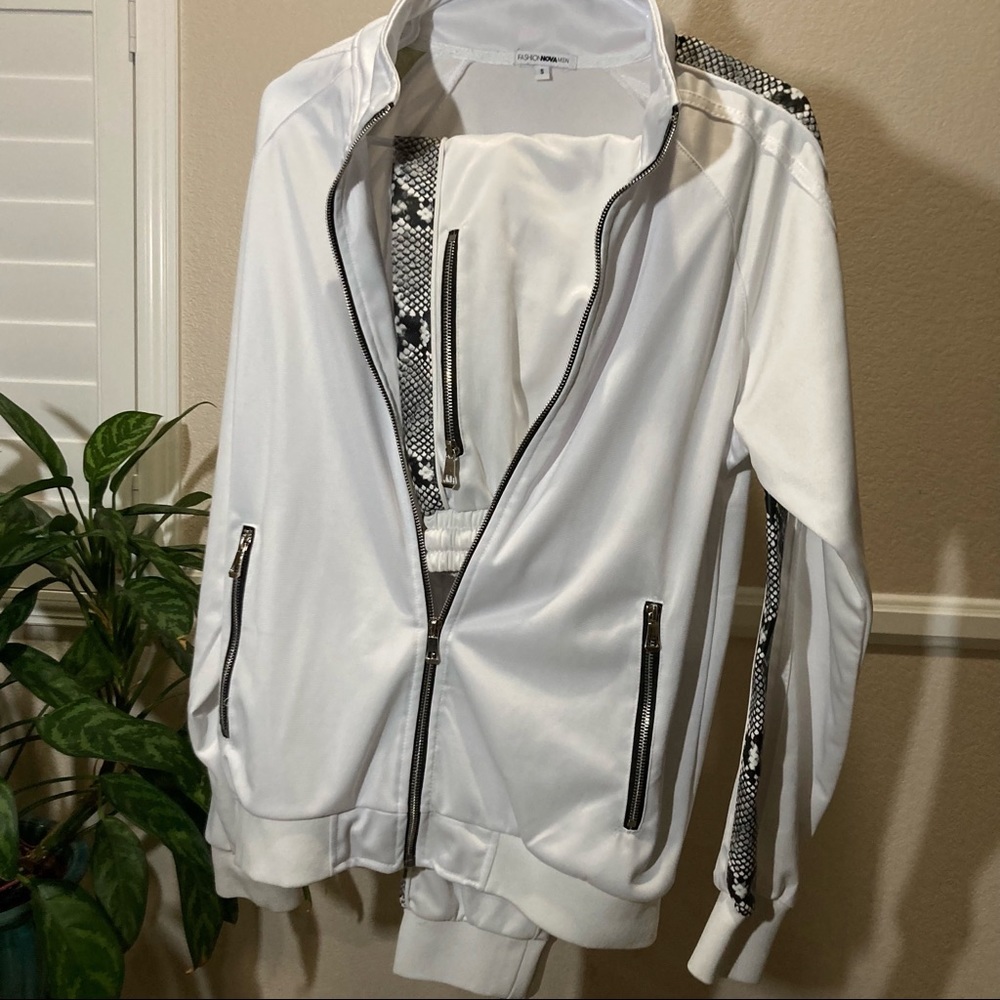Tracksuit Snakeskin / Size Medium / New / Nice thick material